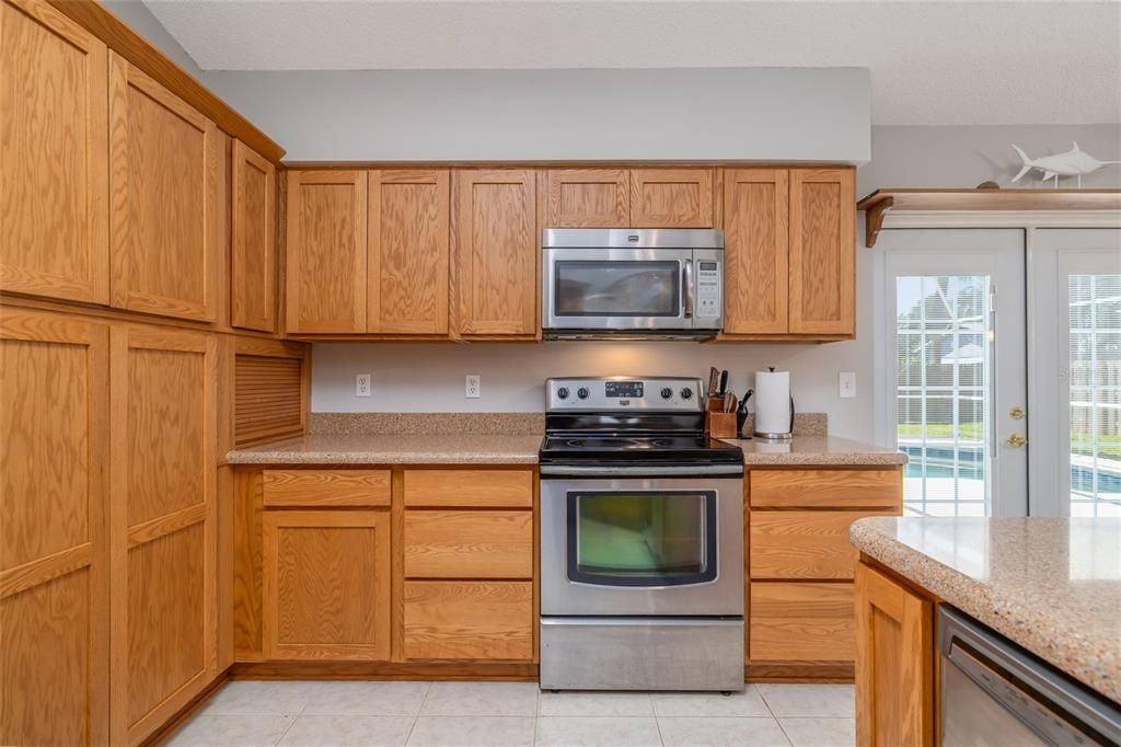 En Venta: $385,000 (3 camas, 2 baños, 1239 Pies cuadrados)