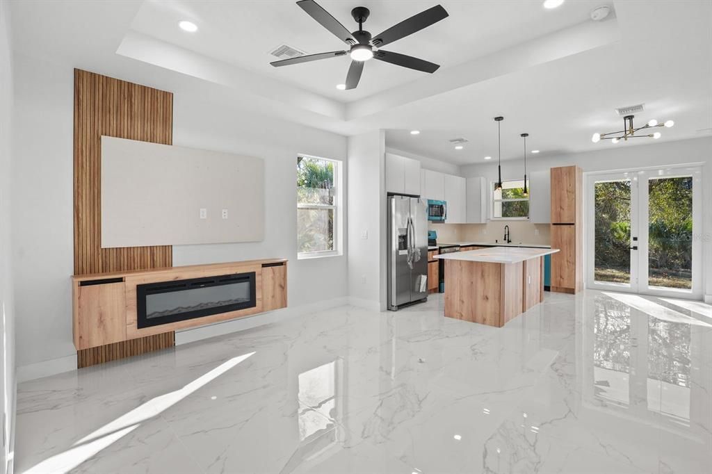 Activo con contrato: $299,000 (3 camas, 2 baños, 1189 Pies cuadrados)