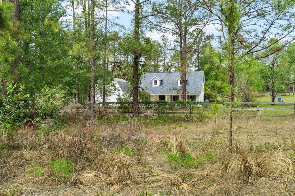 На продажу: $599,000 (4 спален, 2 ванн, 1800 Квадратных фут)