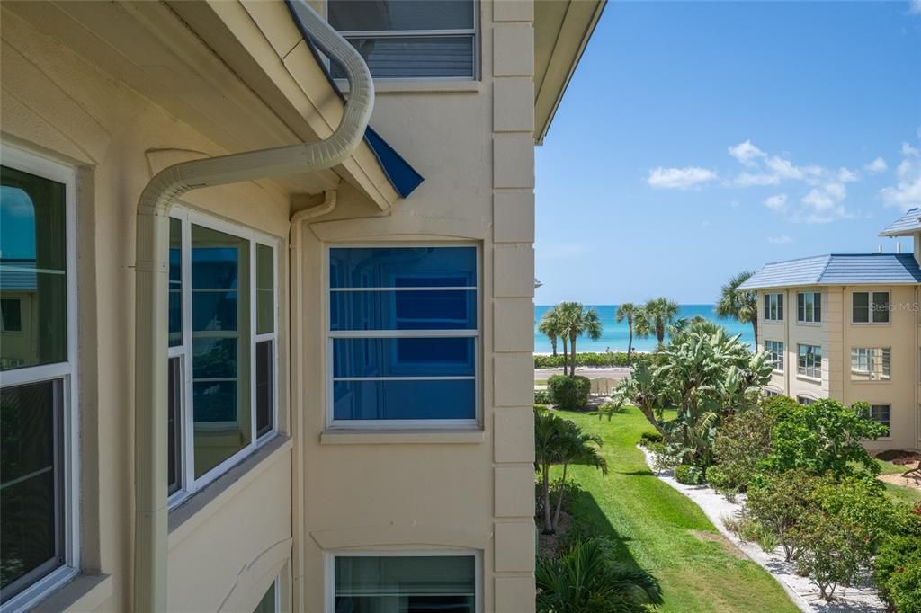 Activo con contrato: $420,000 (2 camas, 2 baños, 1007 Pies cuadrados)