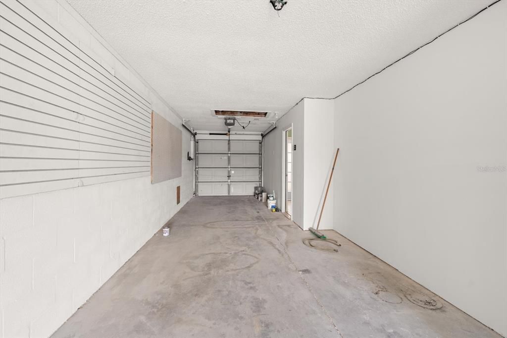 For Sale: $649,000 (3 beds, 3 baths, 1656 Square Feet)