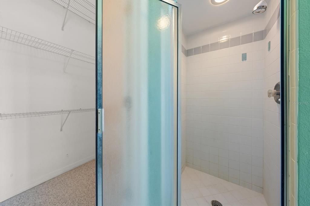 For Sale: $649,000 (3 beds, 3 baths, 1656 Square Feet)