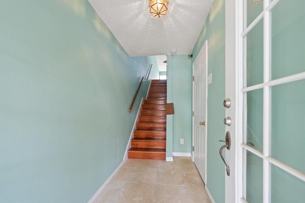 For Sale: $649,000 (3 beds, 3 baths, 1656 Square Feet)