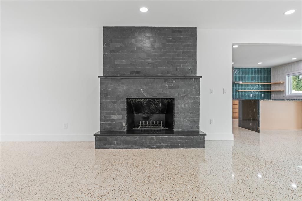 For Sale: $808,800 (3 beds, 2 baths, 1734 Square Feet)