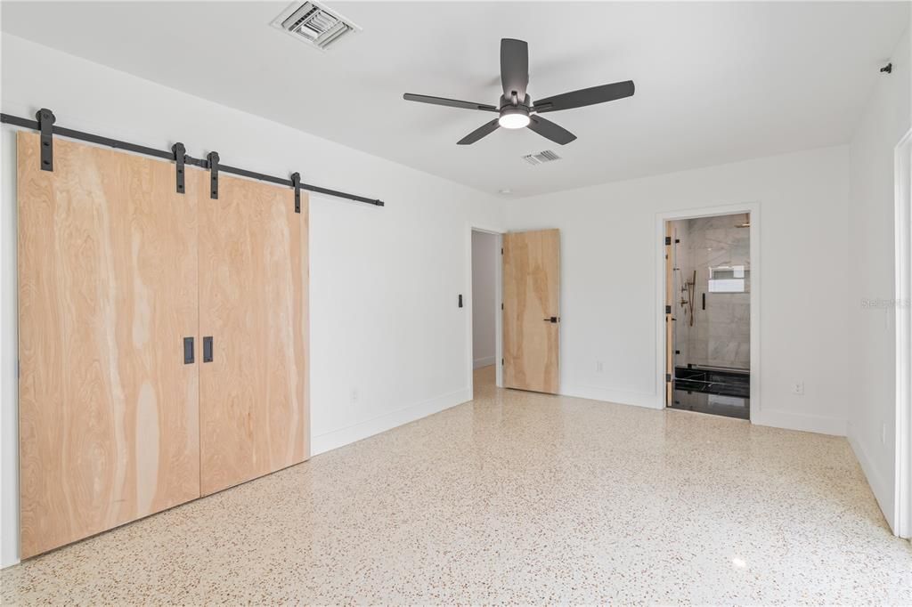 For Sale: $808,800 (3 beds, 2 baths, 1734 Square Feet)