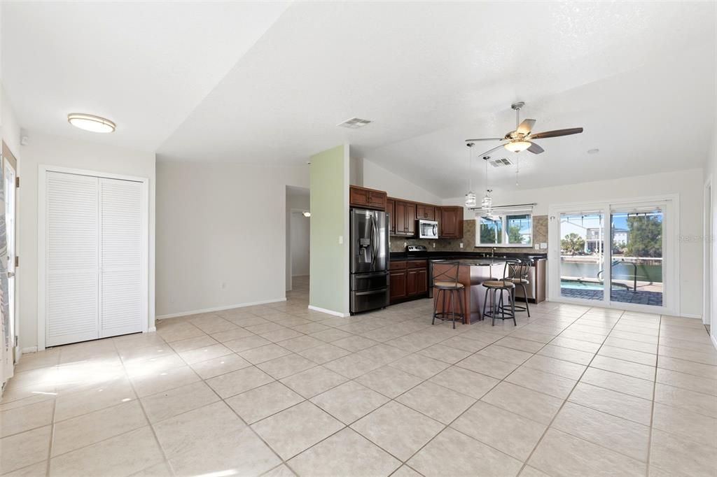 For Sale: $369,400 (3 beds, 2 baths, 1170 Square Feet)