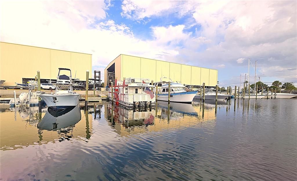 For Sale: $369,400 (3 beds, 2 baths, 1170 Square Feet)