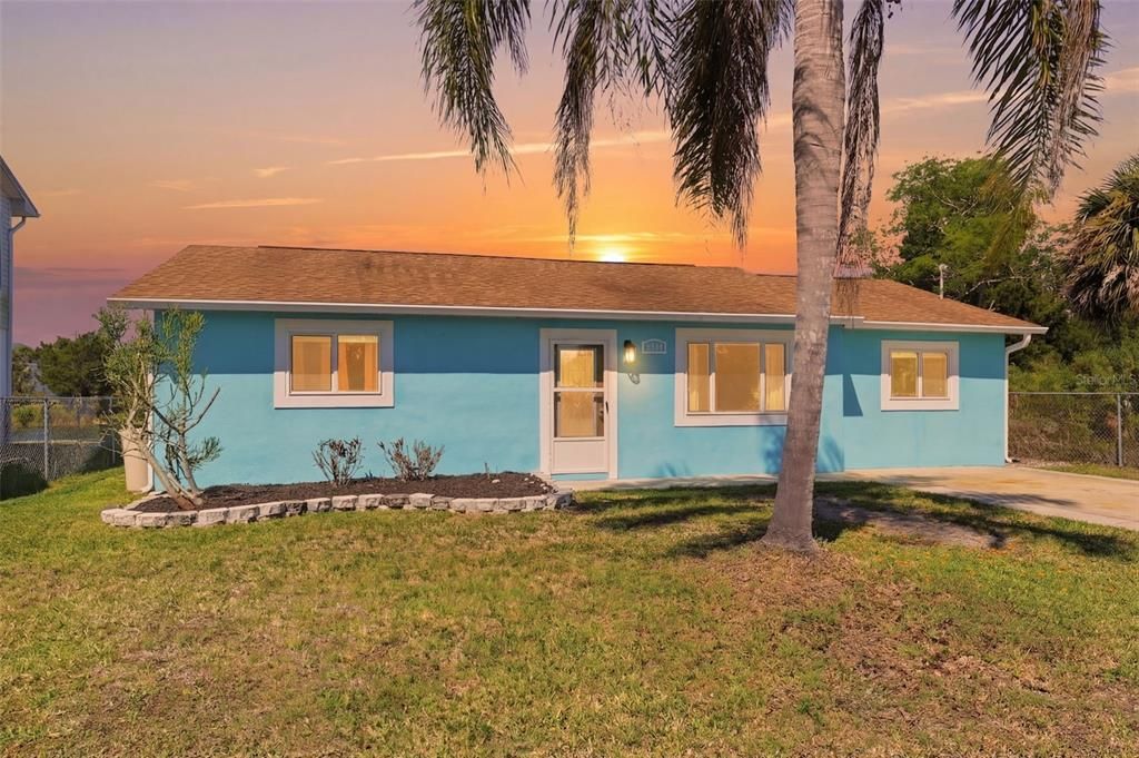 For Sale: $369,400 (3 beds, 2 baths, 1170 Square Feet)
