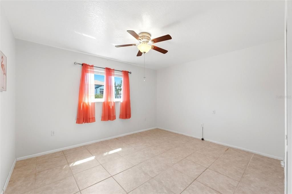 For Sale: $369,400 (3 beds, 2 baths, 1170 Square Feet)