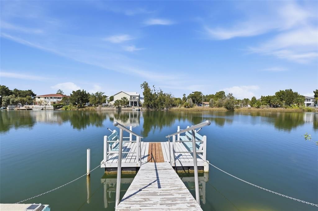 For Sale: $369,400 (3 beds, 2 baths, 1170 Square Feet)