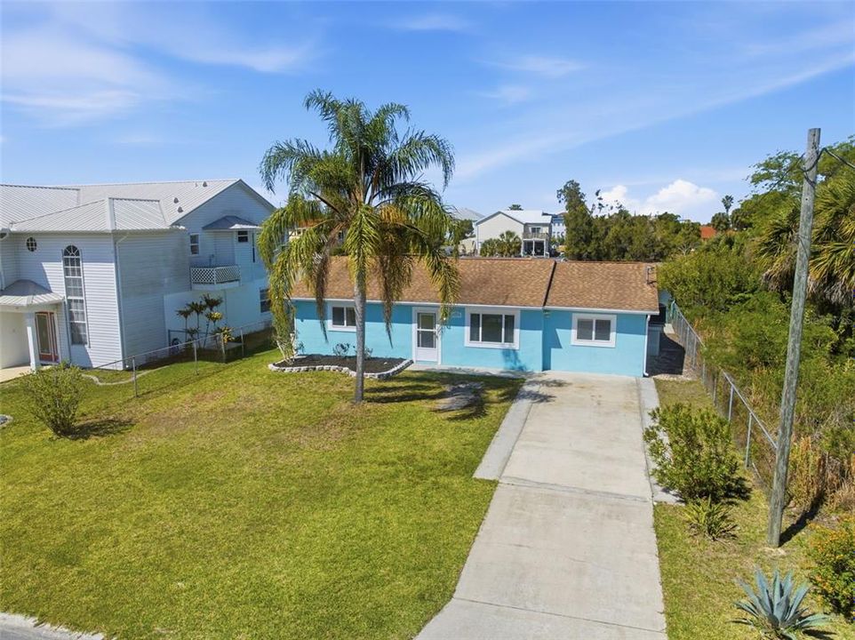 For Sale: $369,400 (3 beds, 2 baths, 1170 Square Feet)