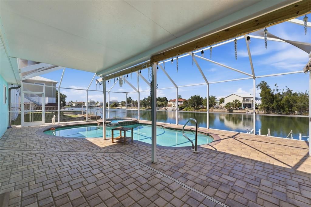For Sale: $369,400 (3 beds, 2 baths, 1170 Square Feet)
