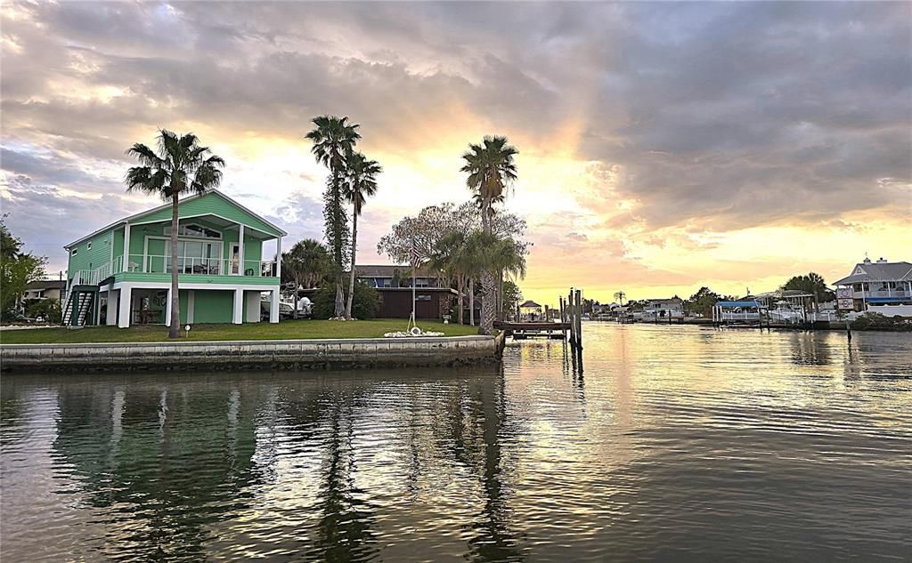 For Sale: $369,400 (3 beds, 2 baths, 1170 Square Feet)