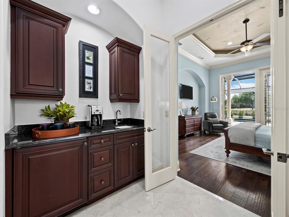 For Sale: $2,895,000 (3 beds, 4 baths, 5742 Square Feet)