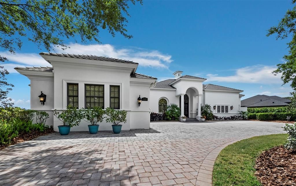 For Sale: $2,895,000 (3 beds, 4 baths, 5742 Square Feet)