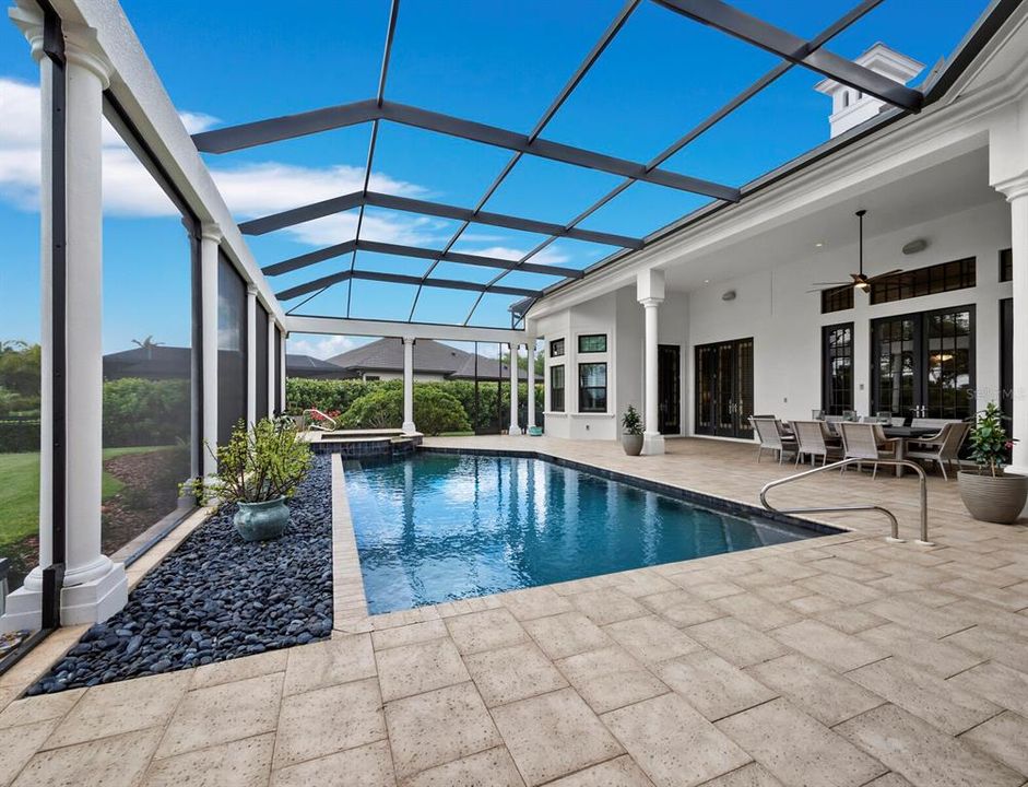 For Sale: $2,895,000 (3 beds, 4 baths, 5742 Square Feet)