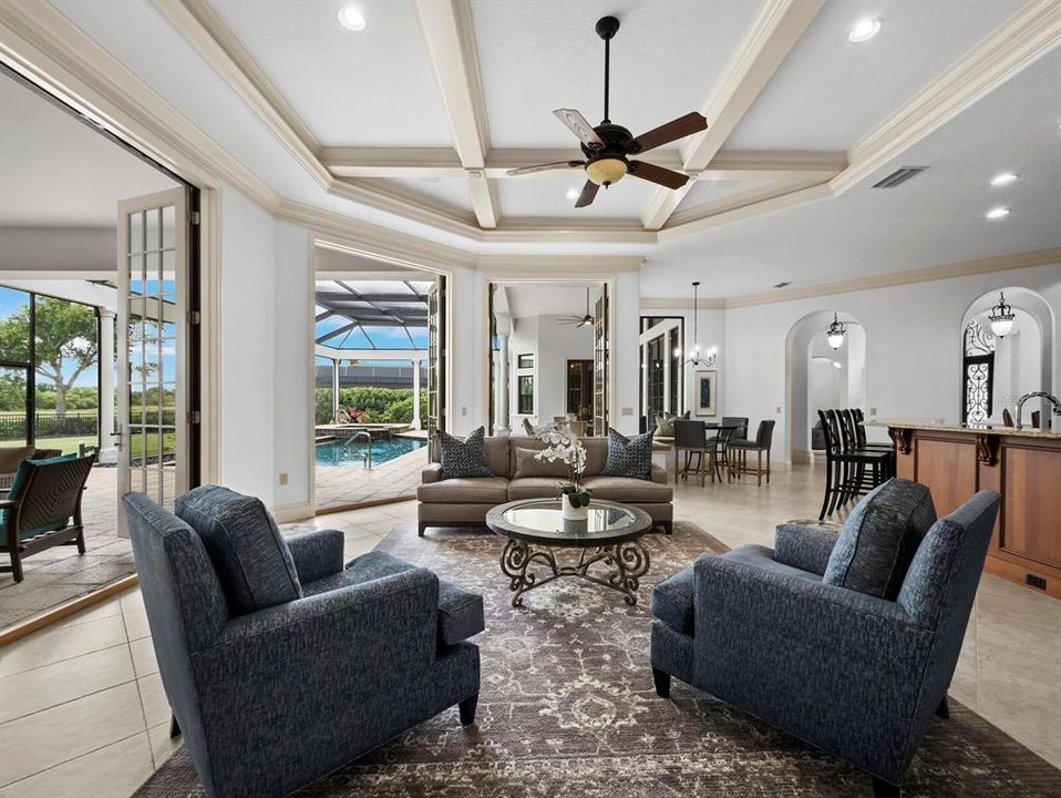 For Sale: $2,895,000 (3 beds, 4 baths, 5742 Square Feet)