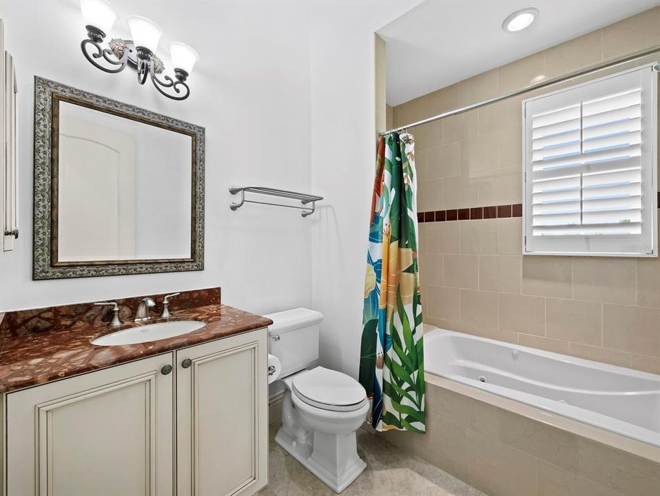 For Sale: $2,895,000 (3 beds, 4 baths, 5742 Square Feet)