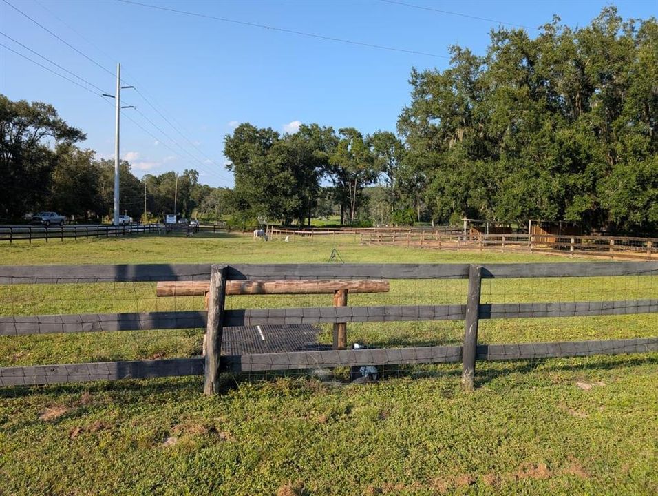 For Sale: $369,900 (2 beds, 2 baths, 1080 Square Feet)