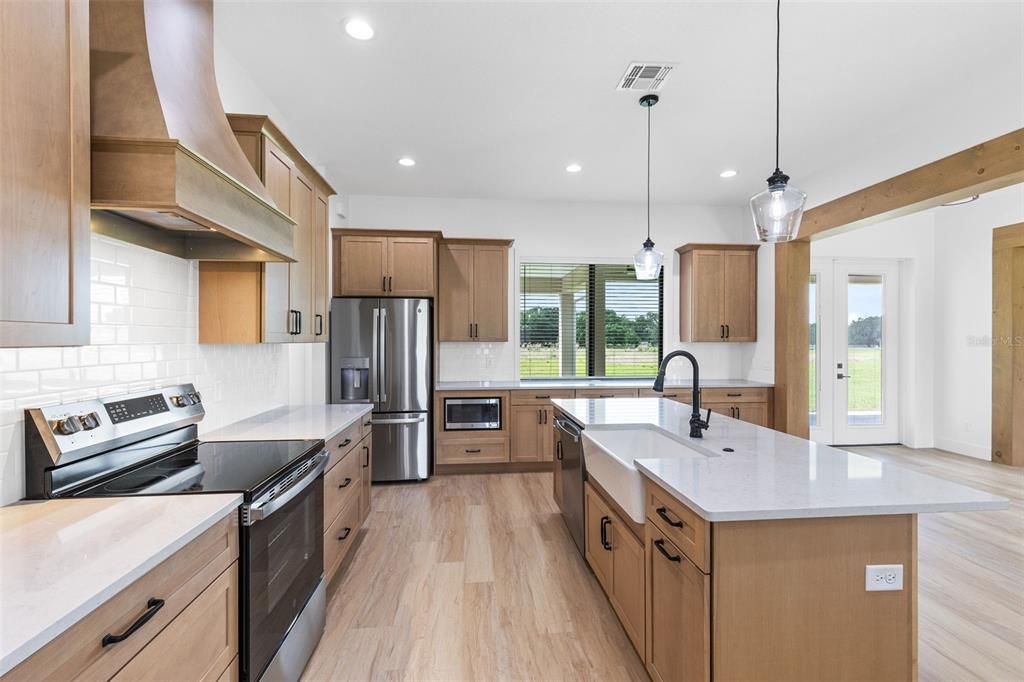 For Sale: $775,000 (3 beds, 2 baths, 2187 Square Feet)