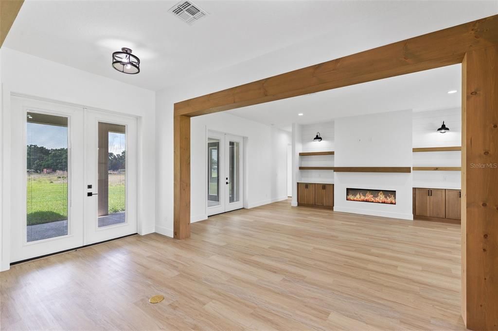 For Sale: $775,000 (3 beds, 2 baths, 2187 Square Feet)