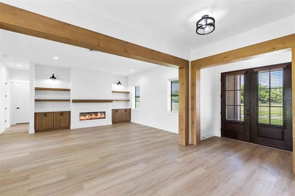 For Sale: $775,000 (3 beds, 2 baths, 2187 Square Feet)