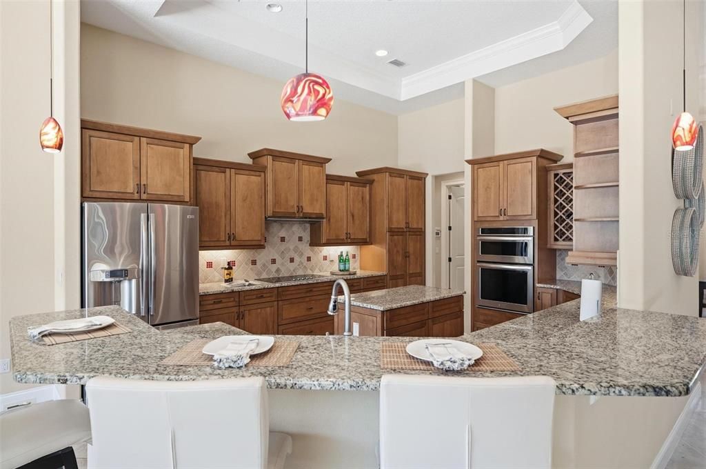 Active With Contract: $750,000 (3 beds, 3 baths, 2875 Square Feet)
