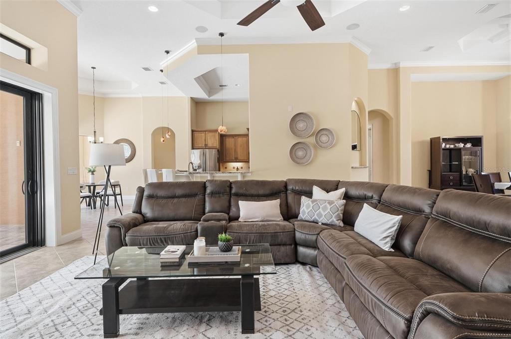 Active With Contract: $750,000 (3 beds, 3 baths, 2875 Square Feet)