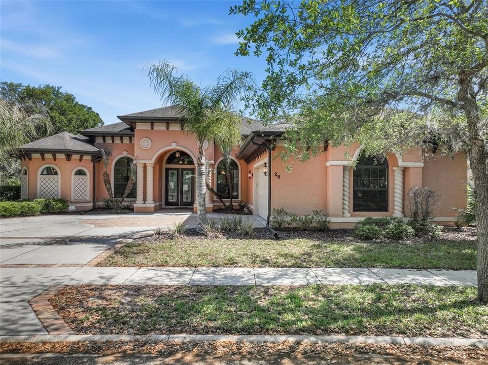 Active With Contract: $750,000 (3 beds, 3 baths, 2875 Square Feet)