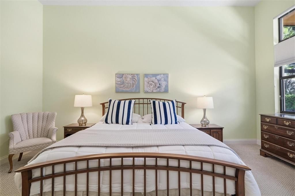 Active With Contract: $750,000 (3 beds, 3 baths, 2875 Square Feet)
