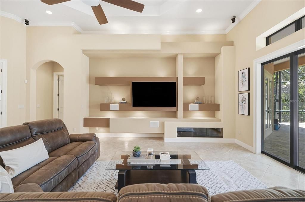 Active With Contract: $750,000 (3 beds, 3 baths, 2875 Square Feet)