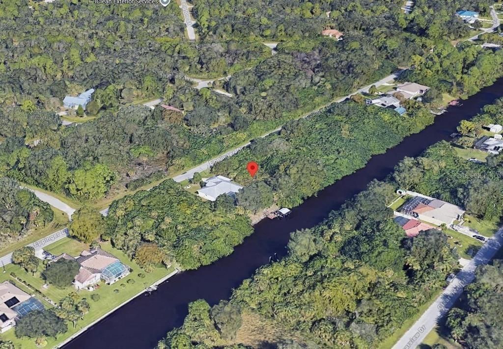 En Venta: $55,000 (0.23 acres)