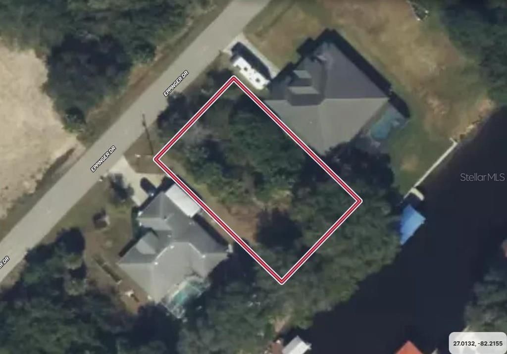 En Venta: $55,000 (0.23 acres)