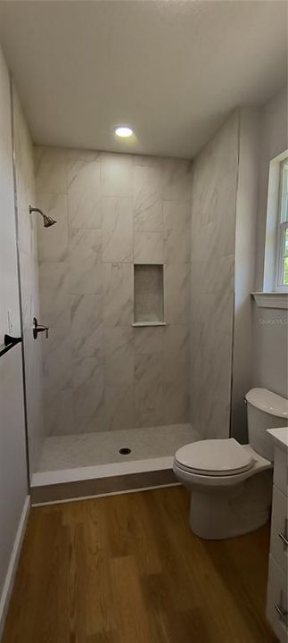 For Sale: $345,000 (3 beds, 2 baths, 1138 Square Feet)