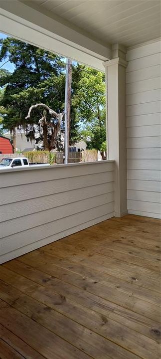 For Sale: $345,000 (3 beds, 2 baths, 1138 Square Feet)