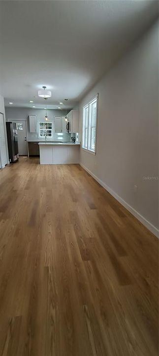 For Sale: $345,000 (3 beds, 2 baths, 1138 Square Feet)
