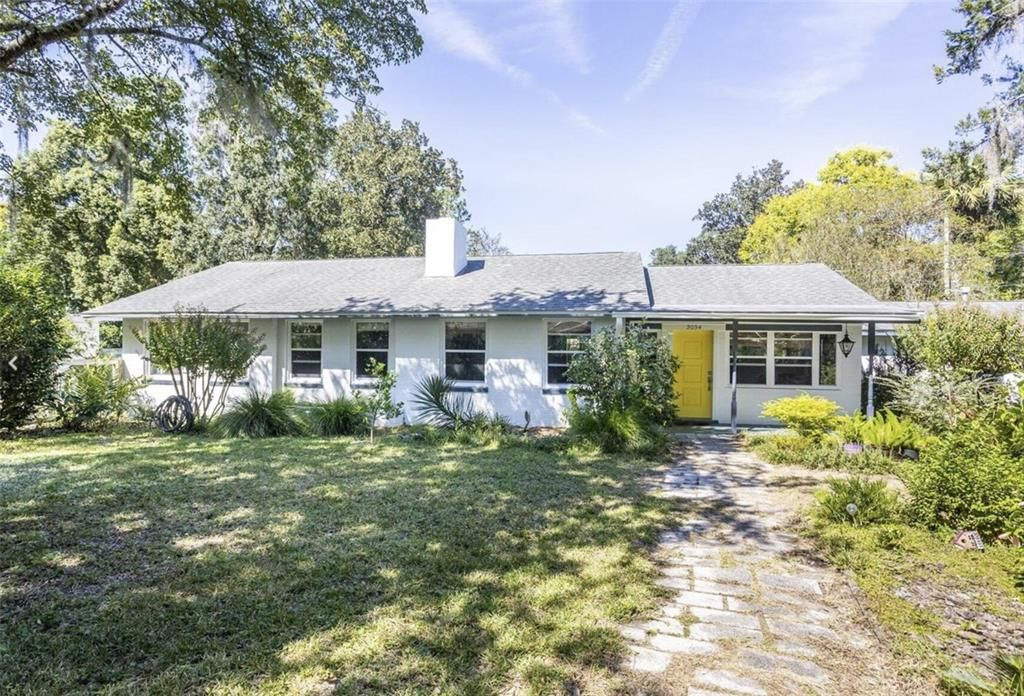 Active With Contract: $534,000 (4 beds, 2 baths, 2228 Square Feet)