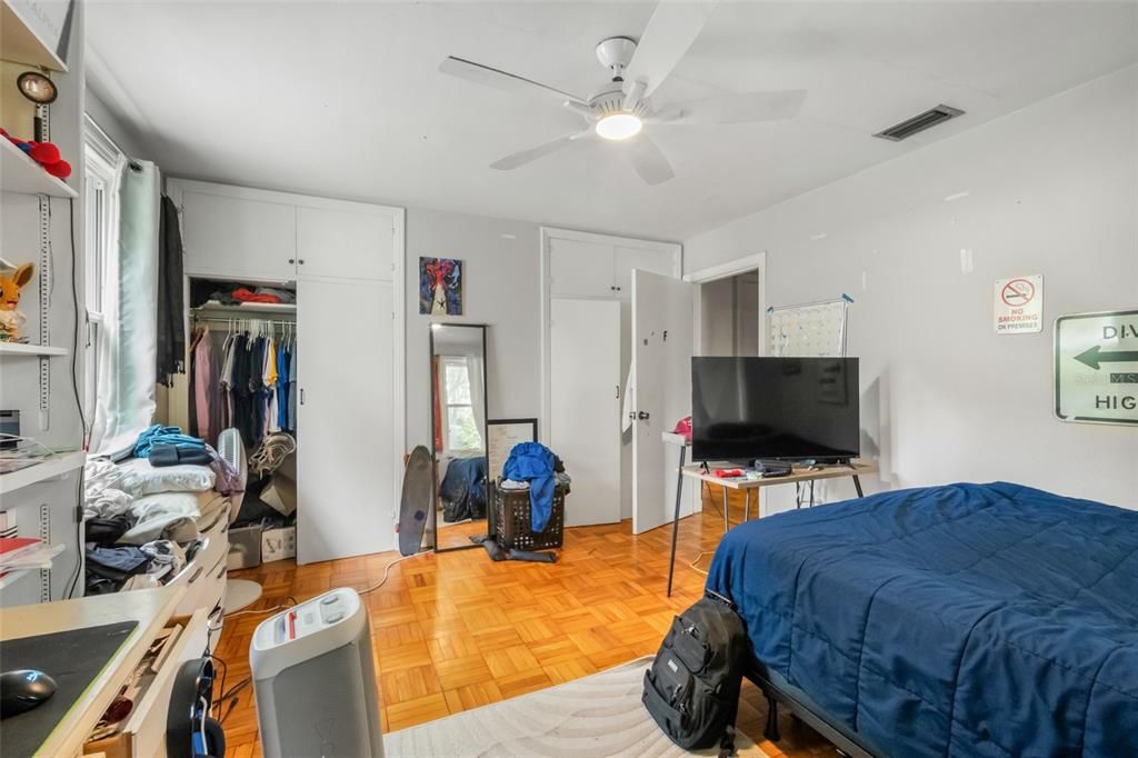 Active With Contract: $534,000 (4 beds, 2 baths, 2228 Square Feet)