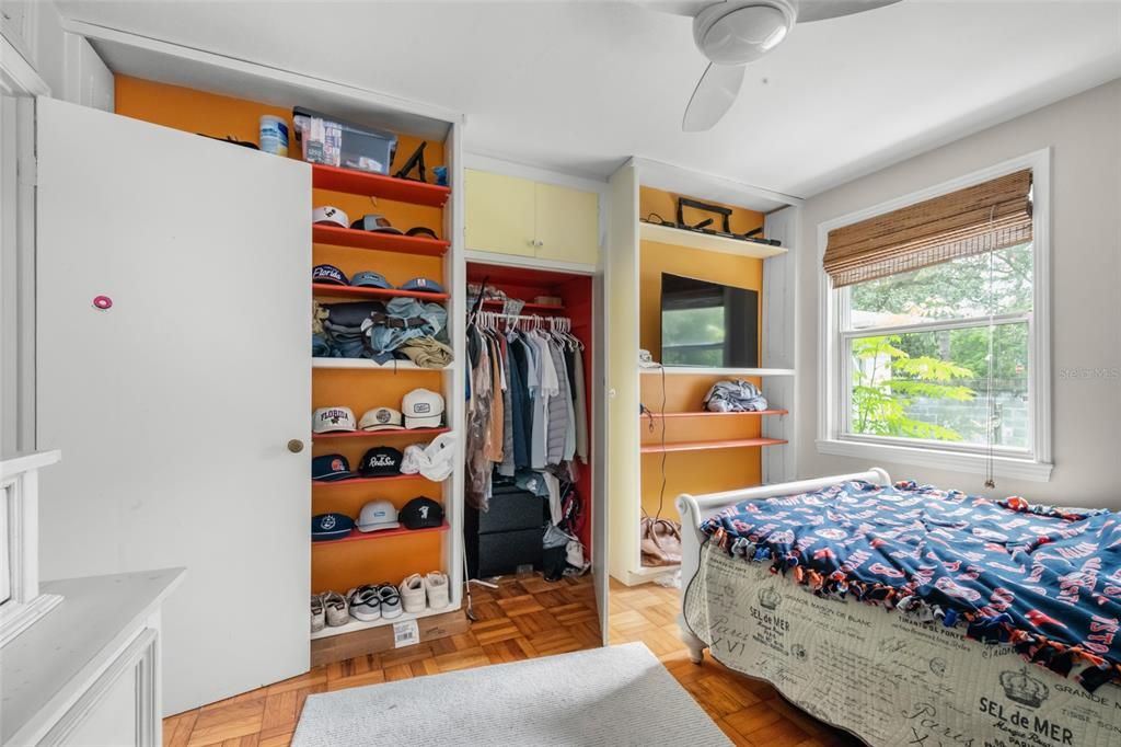 Active With Contract: $534,000 (4 beds, 2 baths, 2228 Square Feet)
