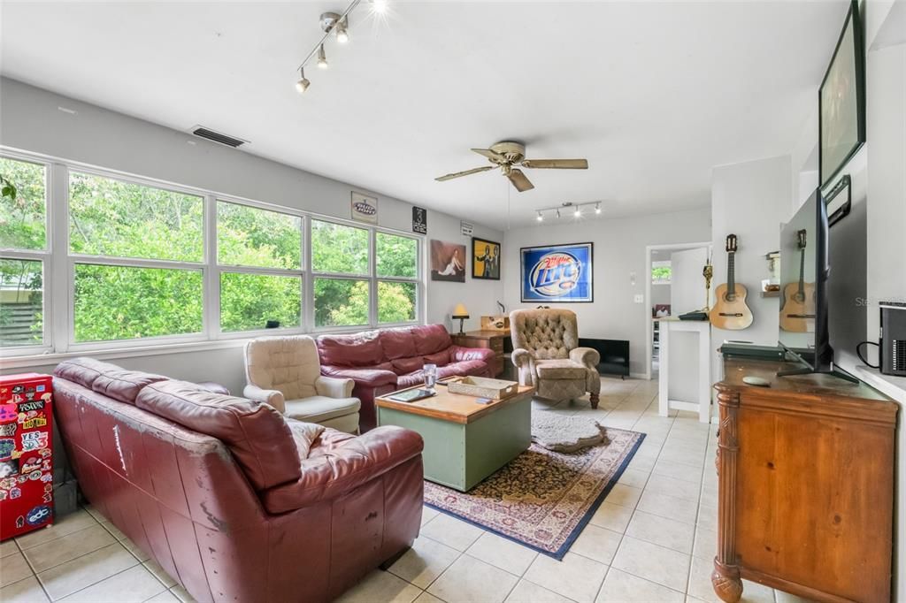 Active With Contract: $534,000 (4 beds, 2 baths, 2228 Square Feet)