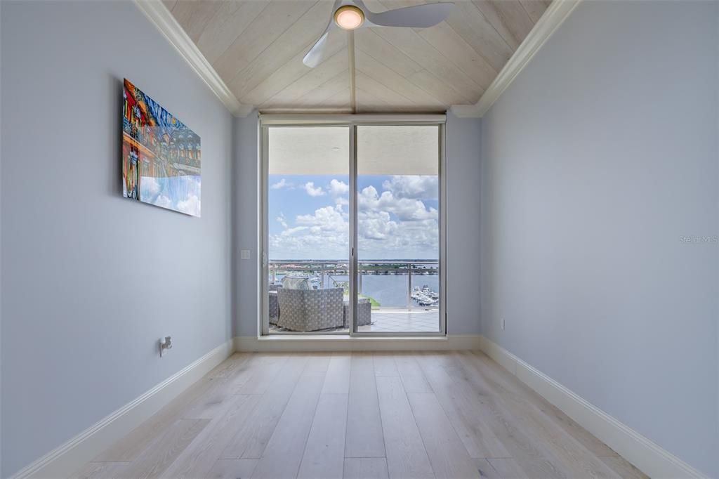 For Sale: $1,425,000 (4 beds, 3 baths, 2930 Square Feet)