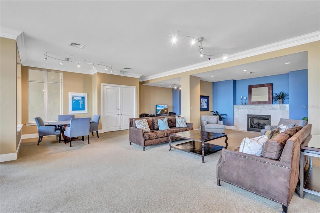 For Sale: $1,425,000 (4 beds, 3 baths, 2930 Square Feet)