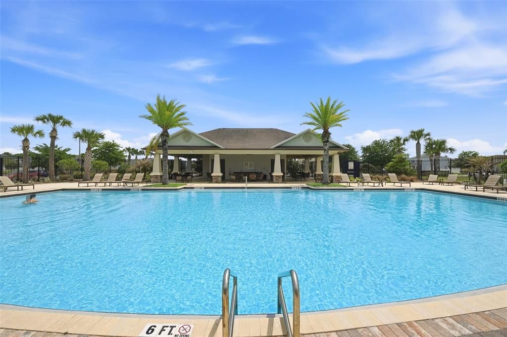 For Sale: $689,999 (4 beds, 3 baths, 2565 Square Feet)