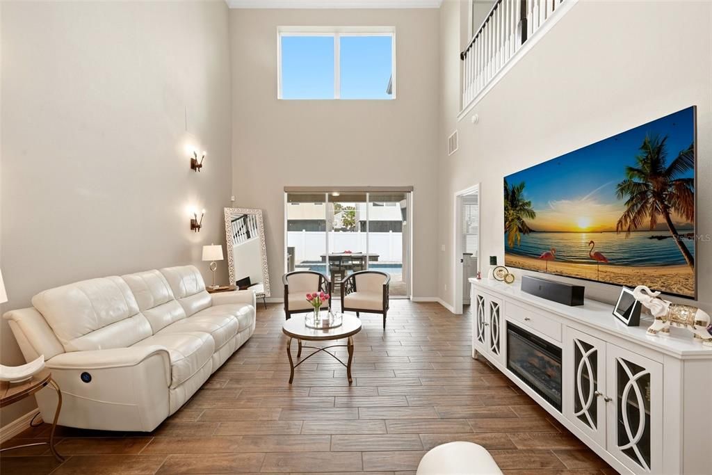 For Sale: $689,999 (4 beds, 3 baths, 2565 Square Feet)