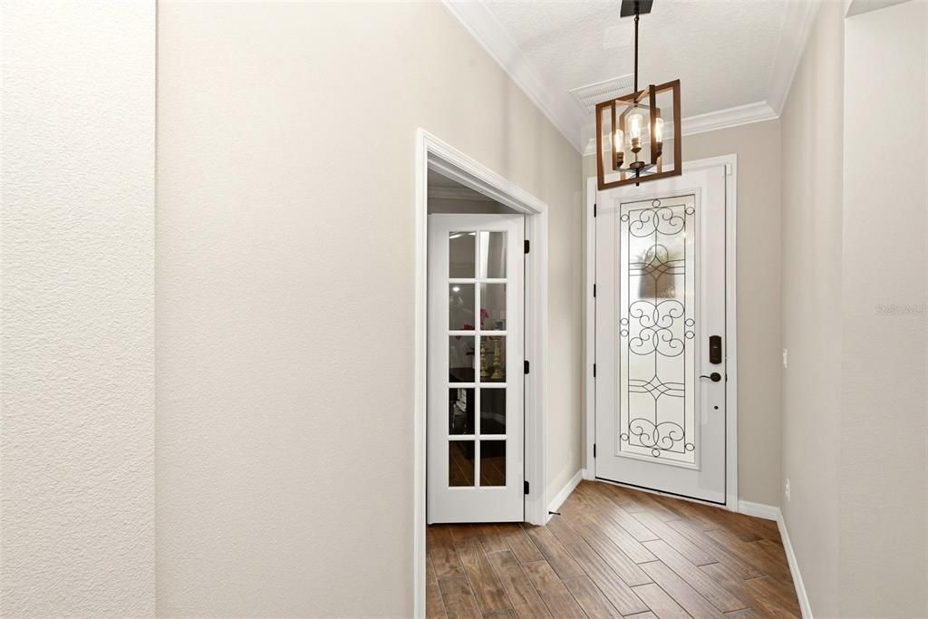 For Sale: $689,999 (4 beds, 3 baths, 2565 Square Feet)