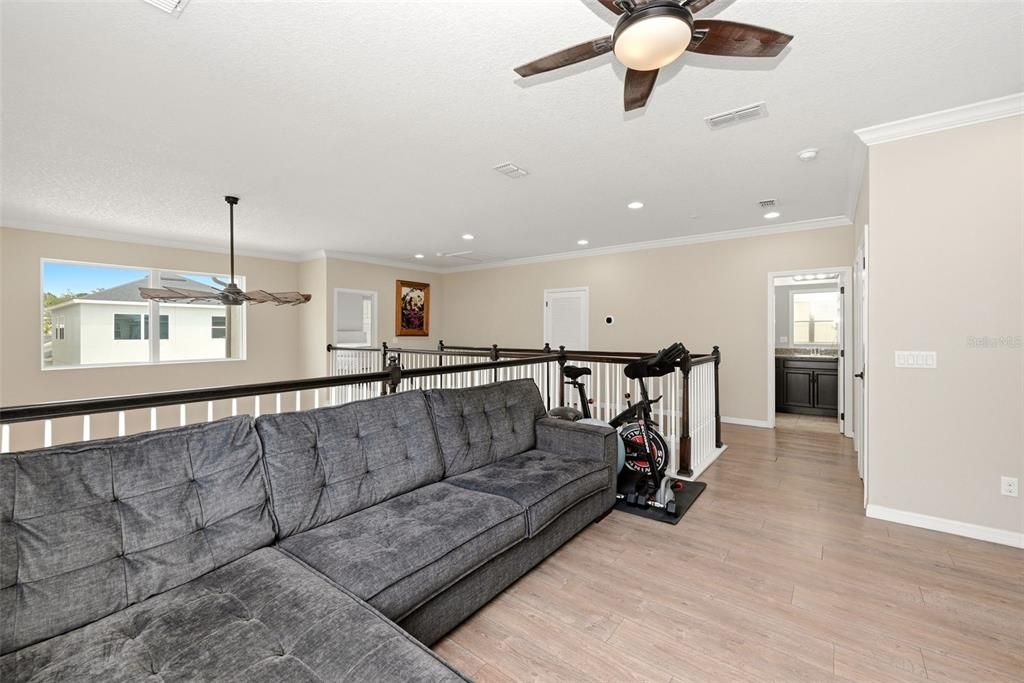 For Sale: $689,999 (4 beds, 3 baths, 2565 Square Feet)