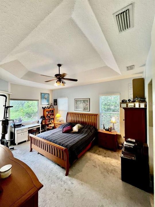 For Sale: $659,000 (4 beds, 3 baths, 2429 Square Feet)