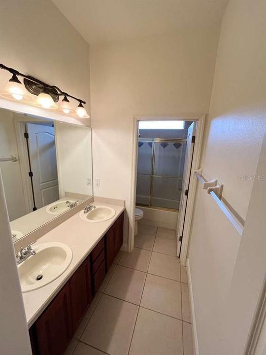 For Sale: $659,000 (4 beds, 3 baths, 2429 Square Feet)