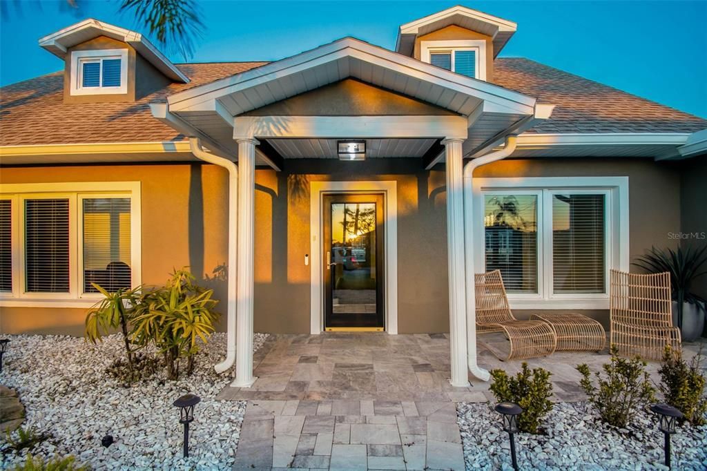 En Venta: $1,200,000 (4 camas, 2 baños, 2429 Pies cuadrados)