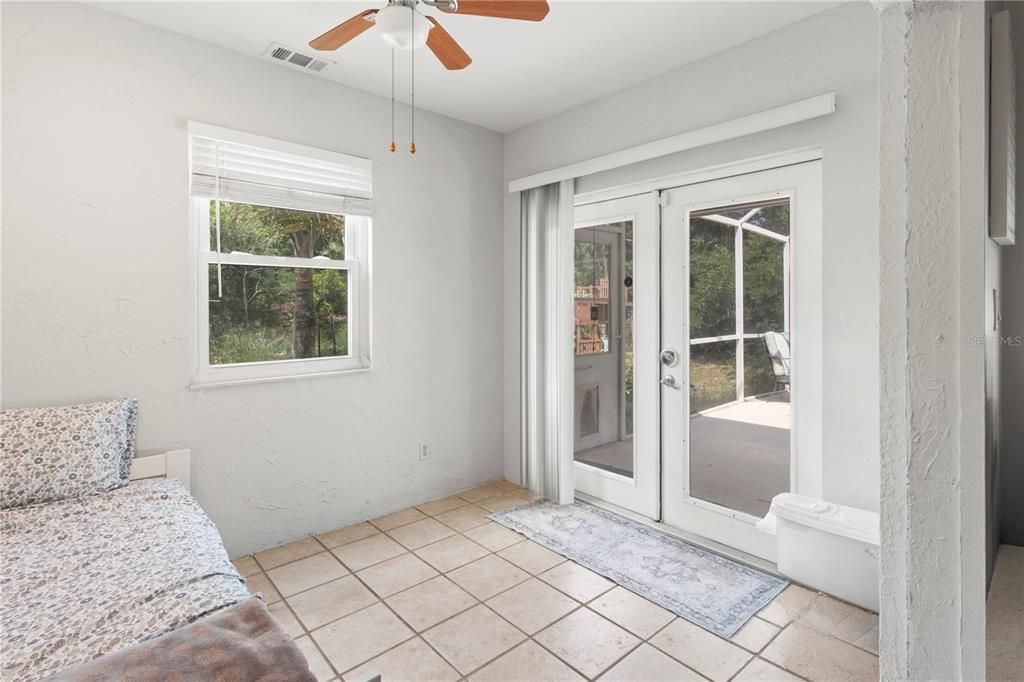 For Sale: $929,000 (3 beds, 2 baths, 1477 Square Feet)